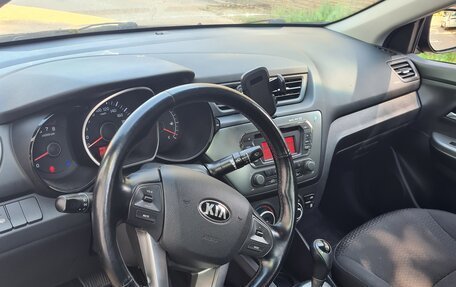 KIA Rio III рестайлинг, 2013 год, 915 000 рублей, 8 фотография