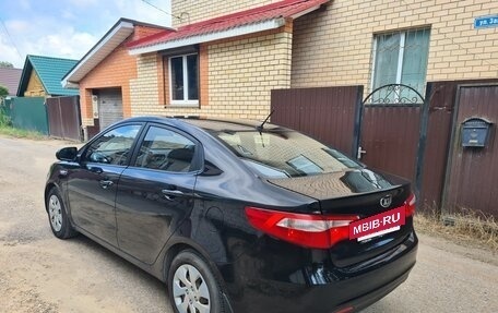 KIA Rio III рестайлинг, 2013 год, 915 000 рублей, 10 фотография