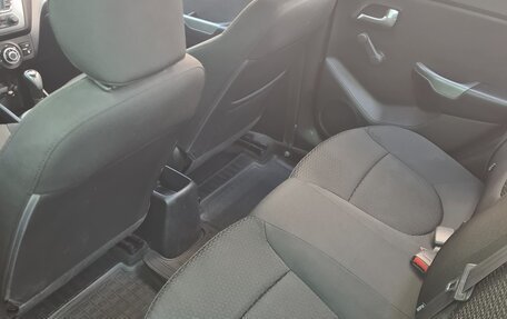 KIA Rio III рестайлинг, 2013 год, 915 000 рублей, 21 фотография