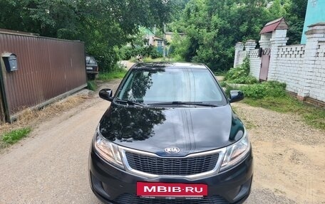 KIA Rio III рестайлинг, 2013 год, 915 000 рублей, 27 фотография
