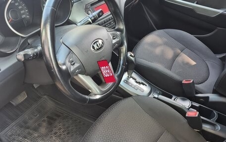 KIA Rio III рестайлинг, 2013 год, 915 000 рублей, 31 фотография