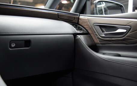 Toyota Alphard, 2025 год, 16 590 000 рублей, 26 фотография
