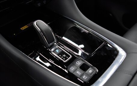 Toyota Alphard, 2025 год, 16 590 000 рублей, 31 фотография