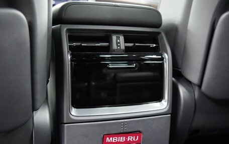 Toyota Alphard, 2025 год, 16 590 000 рублей, 25 фотография