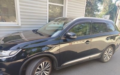 Mitsubishi Outlander III рестайлинг 3, 2019 год, 2 050 000 рублей, 1 фотография