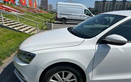 Volkswagen Jetta VI, 2015 год, 1 040 000 рублей, 15 фотография