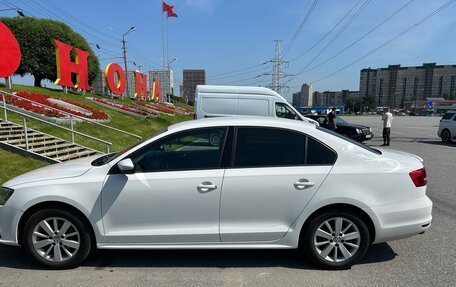 Volkswagen Jetta VI, 2015 год, 1 040 000 рублей, 16 фотография
