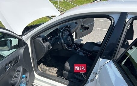 Volkswagen Jetta VI, 2015 год, 1 040 000 рублей, 30 фотография