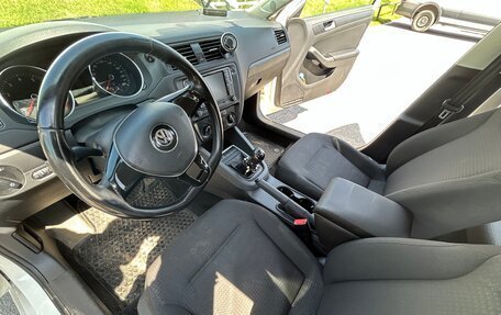 Volkswagen Jetta VI, 2015 год, 1 040 000 рублей, 31 фотография