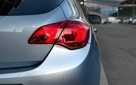 Opel Astra J, 2011 год, 695 000 рублей, 6 фотография