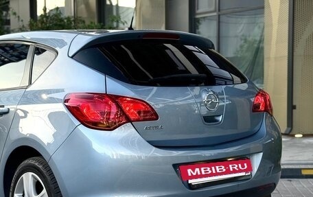 Opel Astra J, 2011 год, 695 000 рублей, 8 фотография