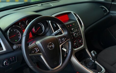 Opel Astra J, 2011 год, 695 000 рублей, 17 фотография