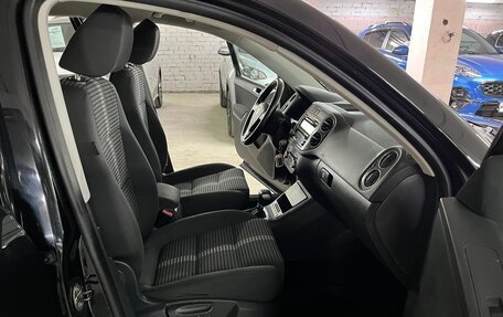 Volkswagen Tiguan I, 2010 год, 995 000 рублей, 22 фотография