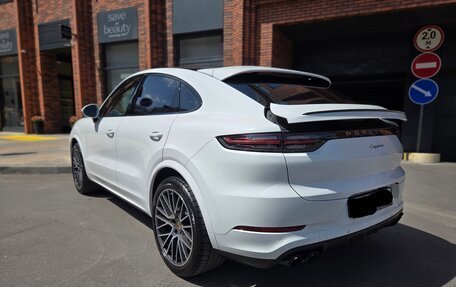 Porsche Cayenne III, 2022 год, 10 900 000 рублей, 2 фотография
