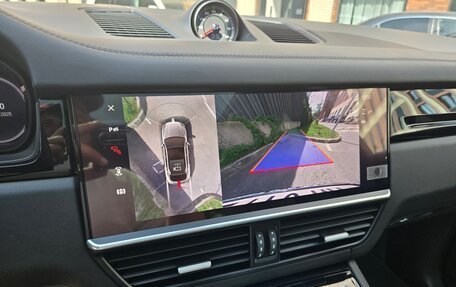 Porsche Cayenne III, 2022 год, 10 900 000 рублей, 13 фотография
