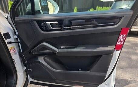 Porsche Cayenne III, 2022 год, 10 900 000 рублей, 20 фотография