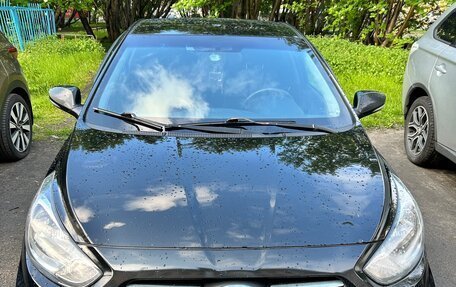 Hyundai Solaris II рестайлинг, 2012 год, 660 000 рублей, 2 фотография