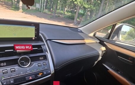 Lexus NX I, 2018 год, 5 000 000 рублей, 10 фотография