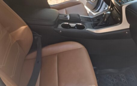 Lexus NX I, 2018 год, 5 000 000 рублей, 16 фотография