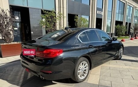 BMW 5 серия, 2019 год, 2 100 000 рублей, 2 фотография