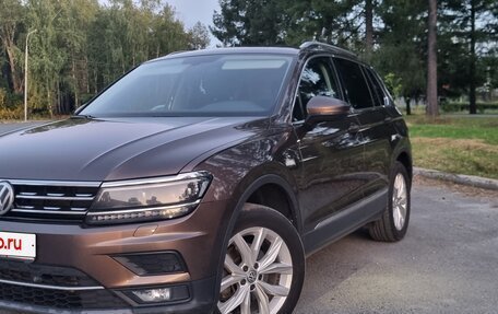 Volkswagen Tiguan II, 2018 год, 2 350 000 рублей, 4 фотография