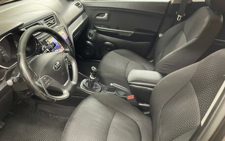 KIA Rio III рестайлинг, 2015 год, 894 284 рублей, 19 фотография