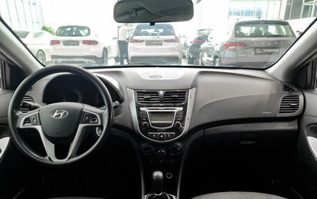 Hyundai Solaris II рестайлинг, 2014 год, 750 000 рублей, 14 фотография