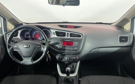 KIA cee'd III, 2014 год, 997 000 рублей, 13 фотография