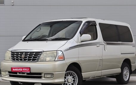 Toyota Grand HiAce I, 2001 год, 1 100 000 рублей, 1 фотография