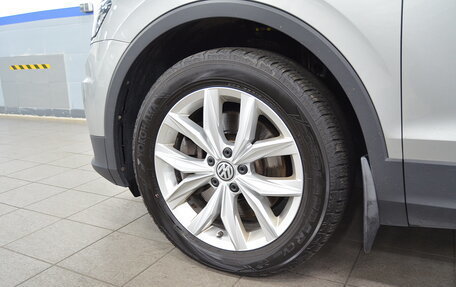 Volkswagen Tiguan II, 2017 год, 2 500 000 рублей, 8 фотография