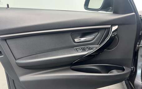 BMW 3 серия, 2018 год, 1 849 000 рублей, 10 фотография
