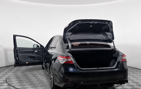 Toyota Camry, 2018 год, 2 533 000 рублей, 8 фотография