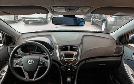 Hyundai Solaris II рестайлинг, 2015 год, 1 050 000 рублей, 14 фотография