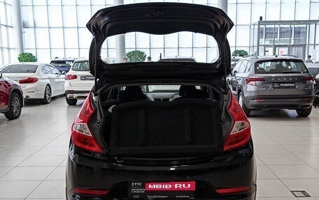 Hyundai Solaris II рестайлинг, 2015 год, 1 050 000 рублей, 10 фотография