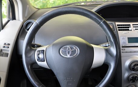 Toyota Yaris III рестайлинг, 2008 год, 799 000 рублей, 12 фотография