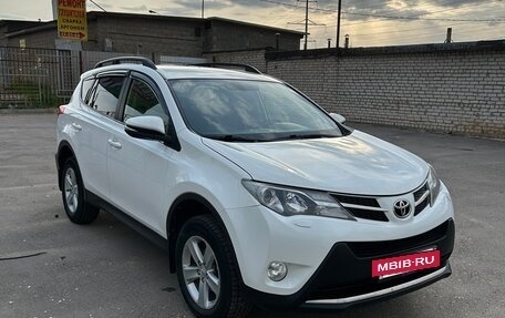 Toyota RAV4, 2012 год, 1 650 000 рублей, 3 фотография