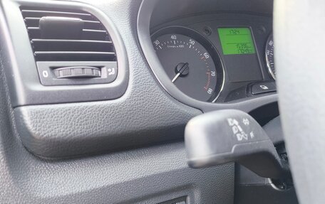 Skoda Fabia II, 2013 год, 940 000 рублей, 16 фотография