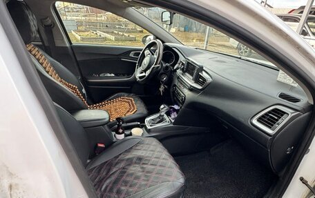 KIA cee'd III, 2019 год, 1 050 000 рублей, 5 фотография