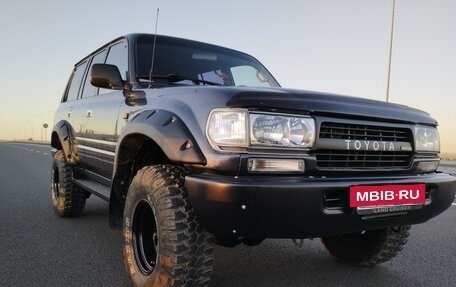 Toyota Land Cruiser 80 рестайлинг, 1993 год, 1 190 000 рублей, 11 фотография