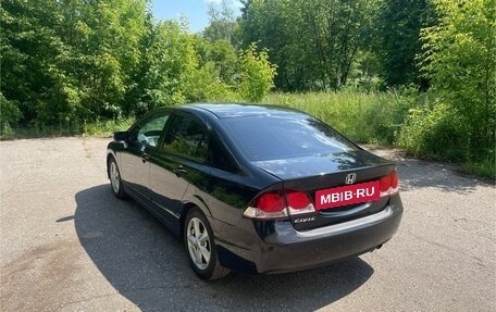 Honda Civic VIII, 2010 год, 730 000 рублей, 4 фотография