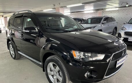Mitsubishi Outlander III рестайлинг 3, 2010 год, 1 165 000 рублей, 4 фотография