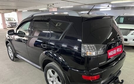 Mitsubishi Outlander III рестайлинг 3, 2010 год, 1 165 000 рублей, 8 фотография