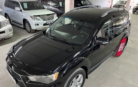 Mitsubishi Outlander III рестайлинг 3, 2010 год, 1 165 000 рублей, 10 фотография