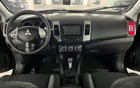 Mitsubishi Outlander III рестайлинг 3, 2010 год, 1 165 000 рублей, 18 фотография