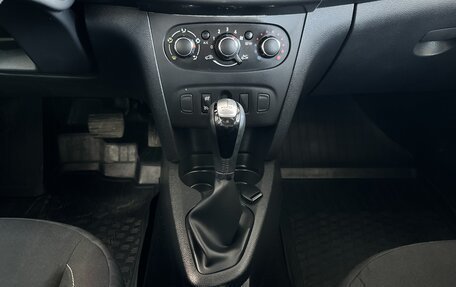 Renault Sandero II рестайлинг, 2016 год, 930 000 рублей, 13 фотография