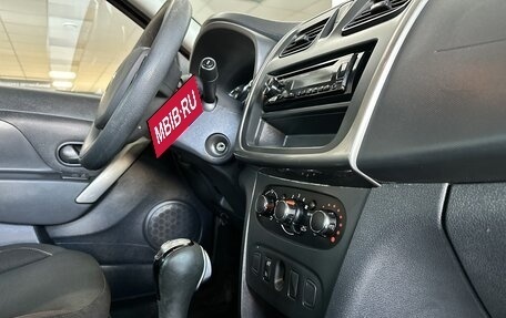 Renault Sandero II рестайлинг, 2016 год, 930 000 рублей, 12 фотография