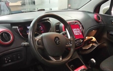 Renault Kaptur I рестайлинг, 2018 год, 1 570 000 рублей, 5 фотография