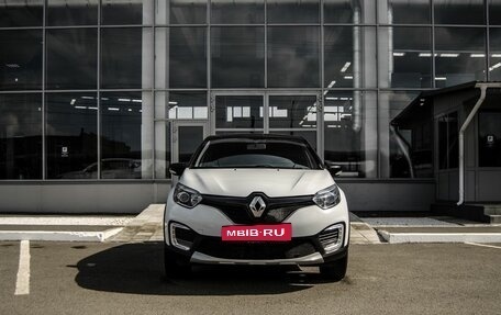 Renault Kaptur I рестайлинг, 2020 год, 1 750 000 рублей, 3 фотография