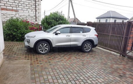 Hyundai Santa Fe IV, 2019 год, 3 290 000 рублей, 2 фотография