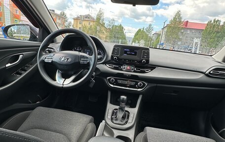 Hyundai i30 III, 2022 год, 1 980 000 рублей, 11 фотография